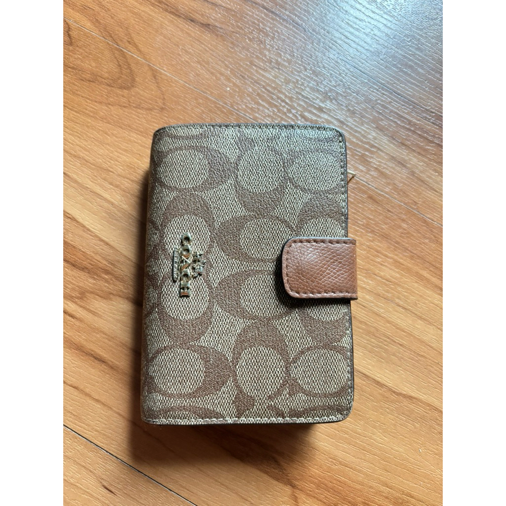 Coach Wallet Preloved