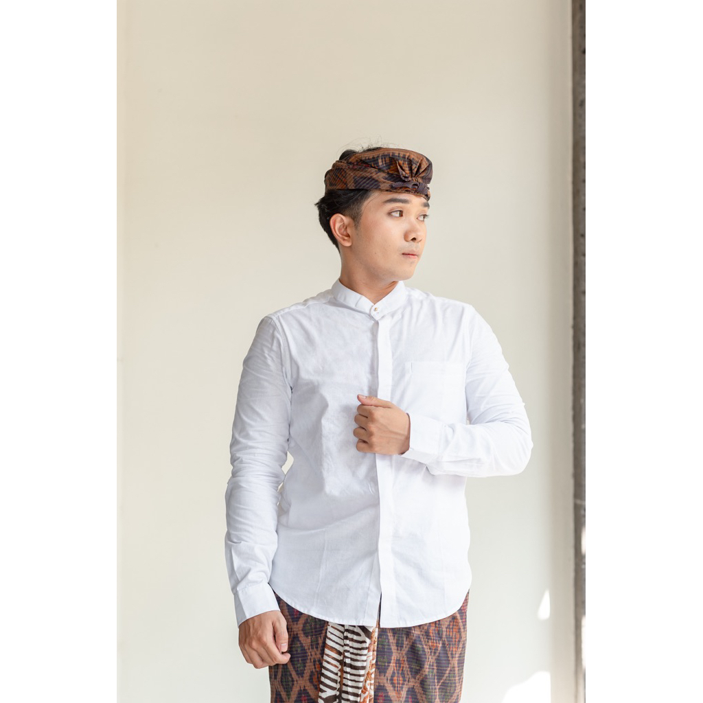 kemeja safari sutra linen 100% lengan  pendek (pria)