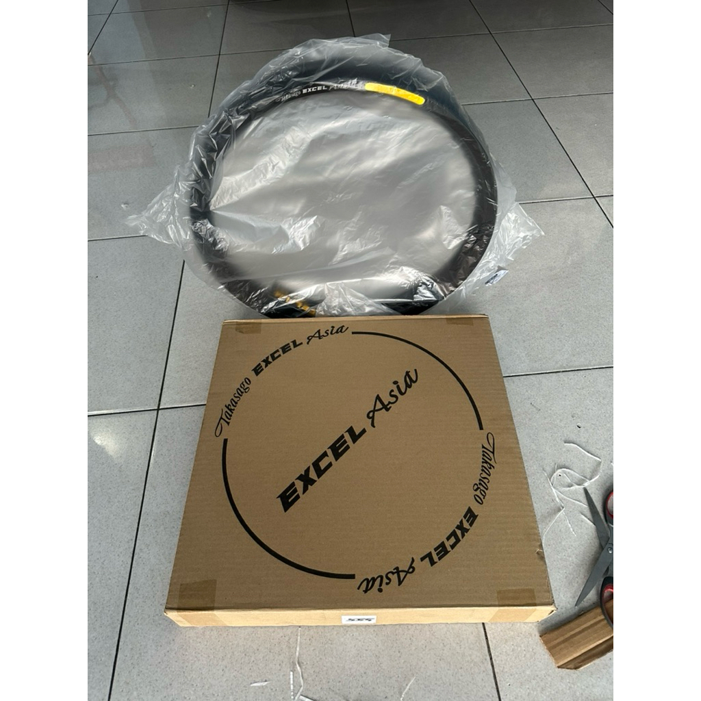 velg takasago excel asia ring 17 hitam black ukuran 185