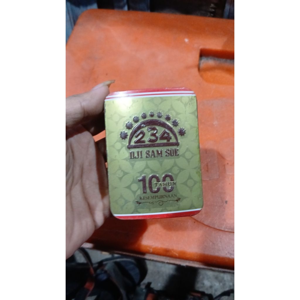 Kotak kaleng hiasan seng iklan 55rb jadul antik vintage lawas kuno display