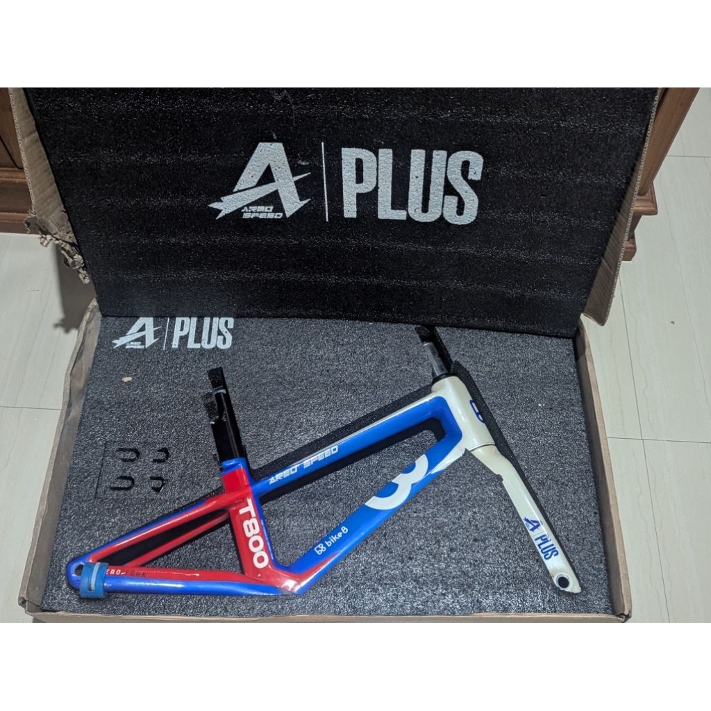 Preloved Frame Only Bike8 APlus T800 Carbon Pushbike