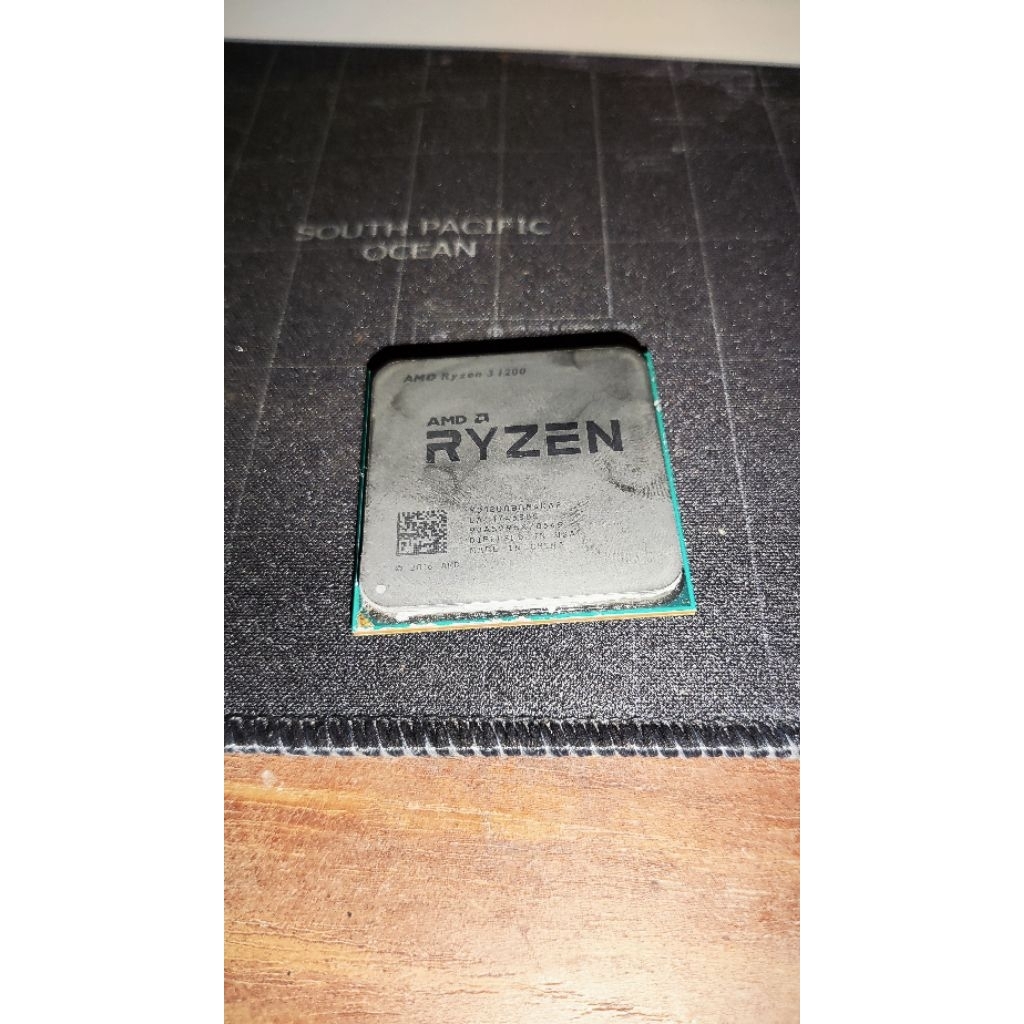 prosesor amd ryzen 3 1200 tray am4