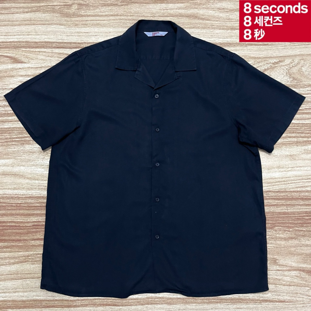 Kemeja Open Collar 8 SECONDS Lengan Pendek Black (XL)