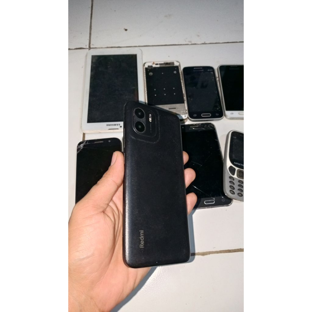 HP RONSOK/RUSAK  BORONGAN