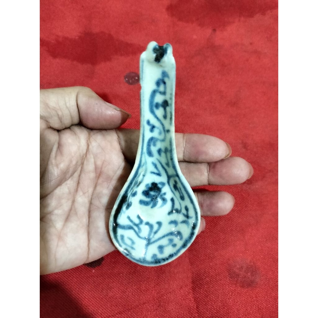 Sendok kuno China porselen dinasti Ming temuan sungai