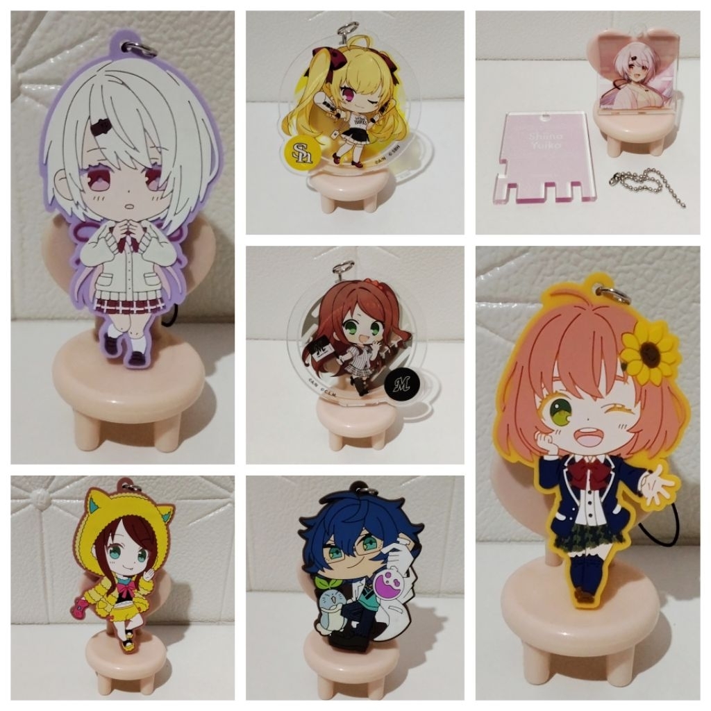 Nijisanji merch original keychain rubber acrylic