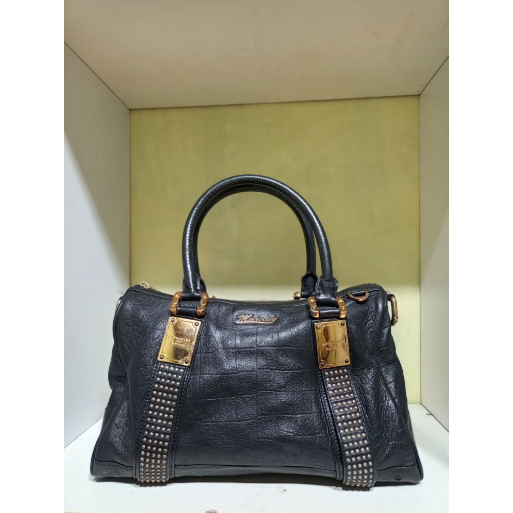 metrocity tas preloved
