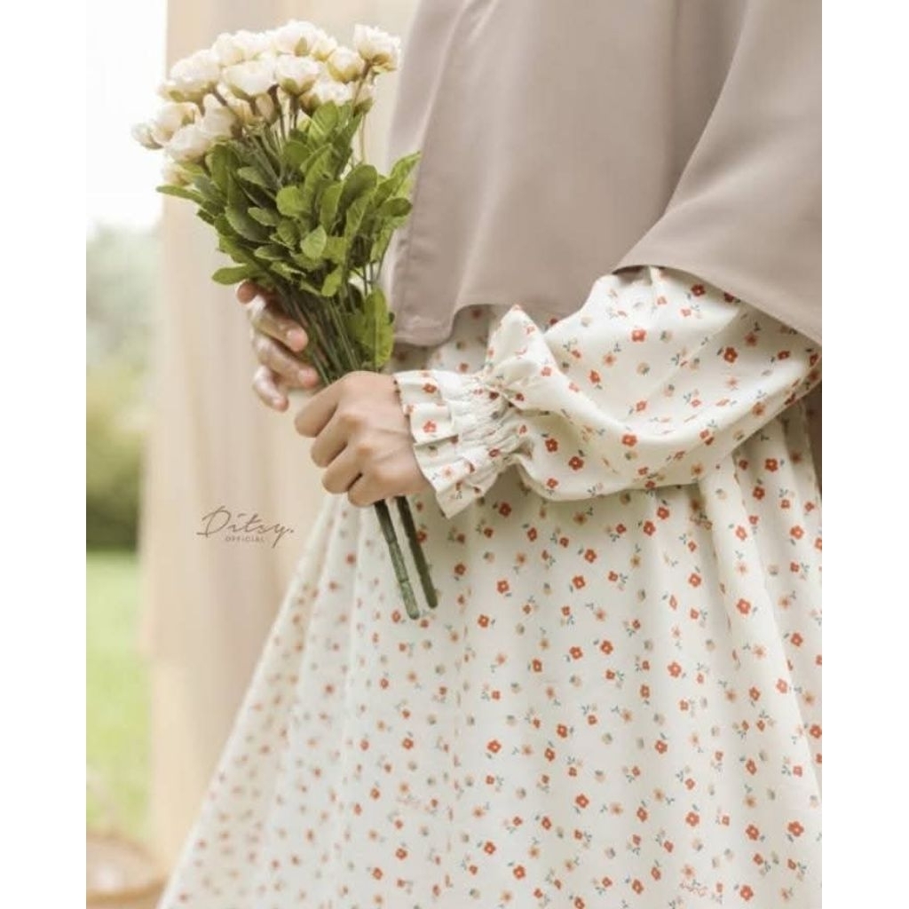 Ditsy cicelle ivory nightgown