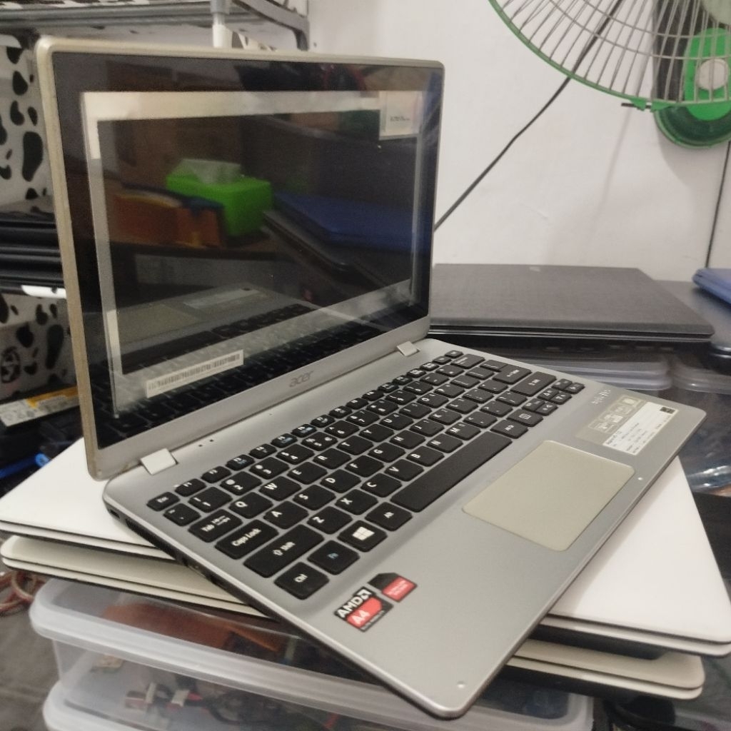 Casing Laptop Notebook ACER ASPIRE V5-122