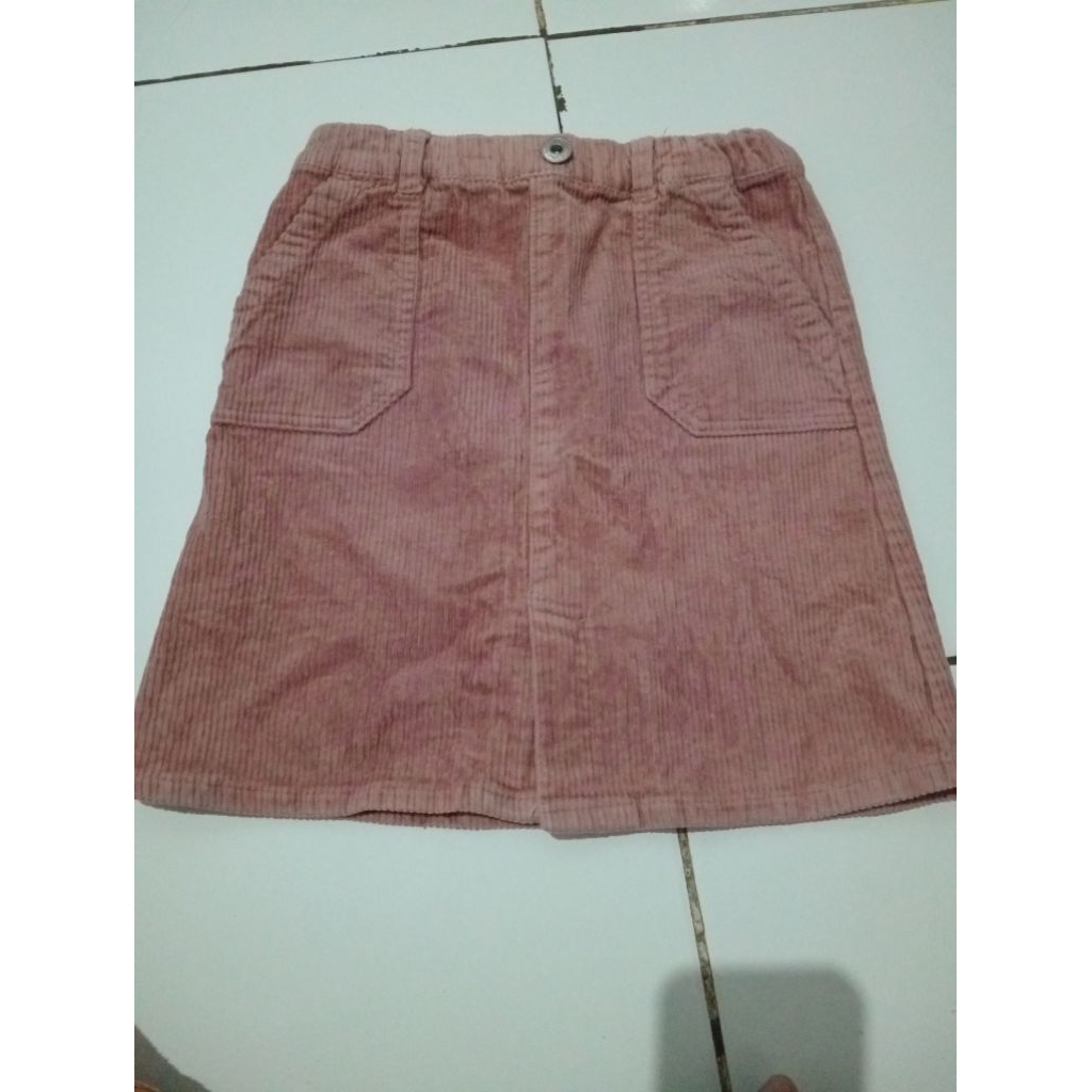 rok anak bahan cordu cantik warna salem 6-7thn
