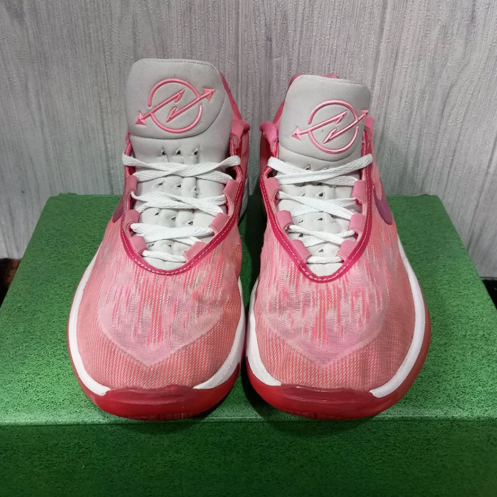 PRELOVED SEPATU BASKET  GT CUT 2 HYPER PINK SIZE 43 SECOND