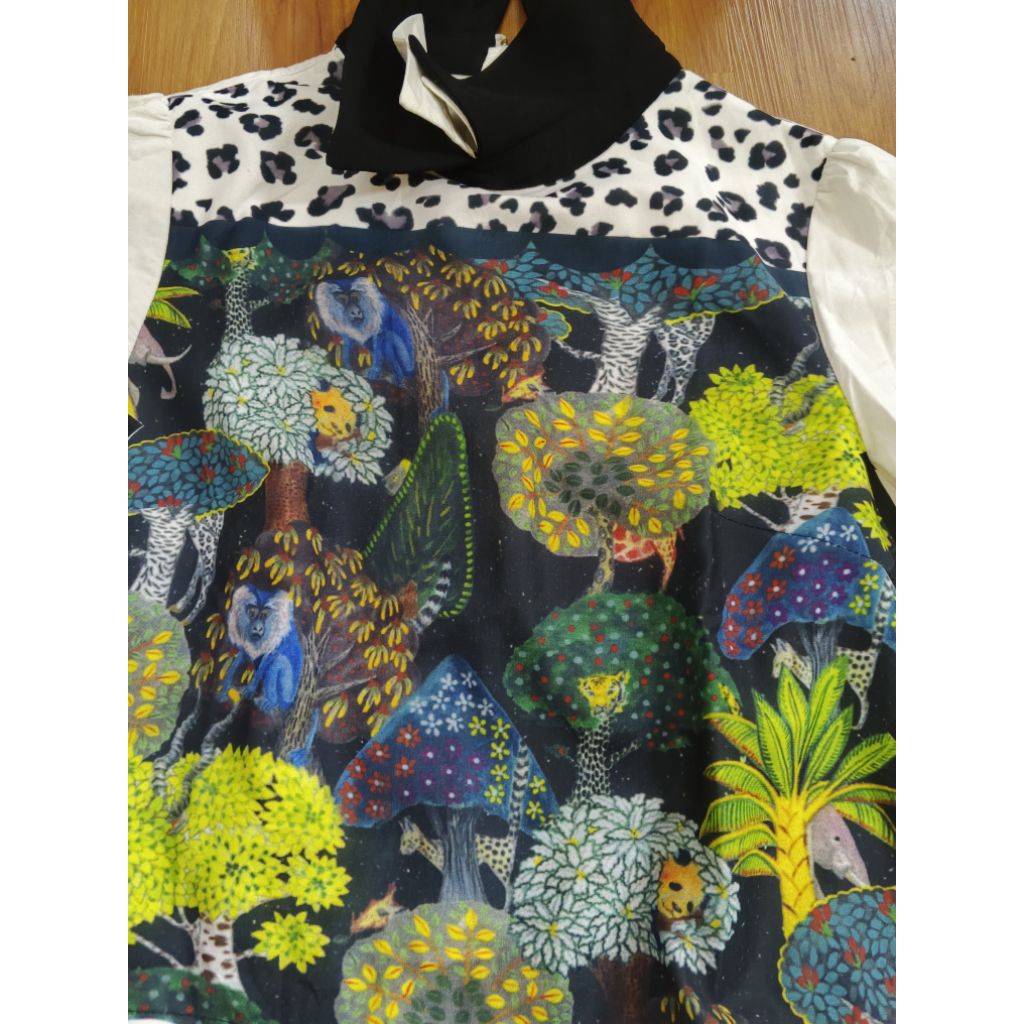 Blus Peplum Patchwork Motif Hutan dan Leopard Print (Preloved)