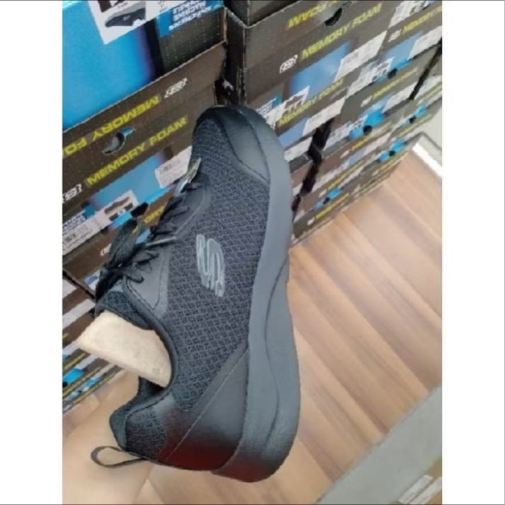 Sepatu ORIGINAL Skechers Sport Man