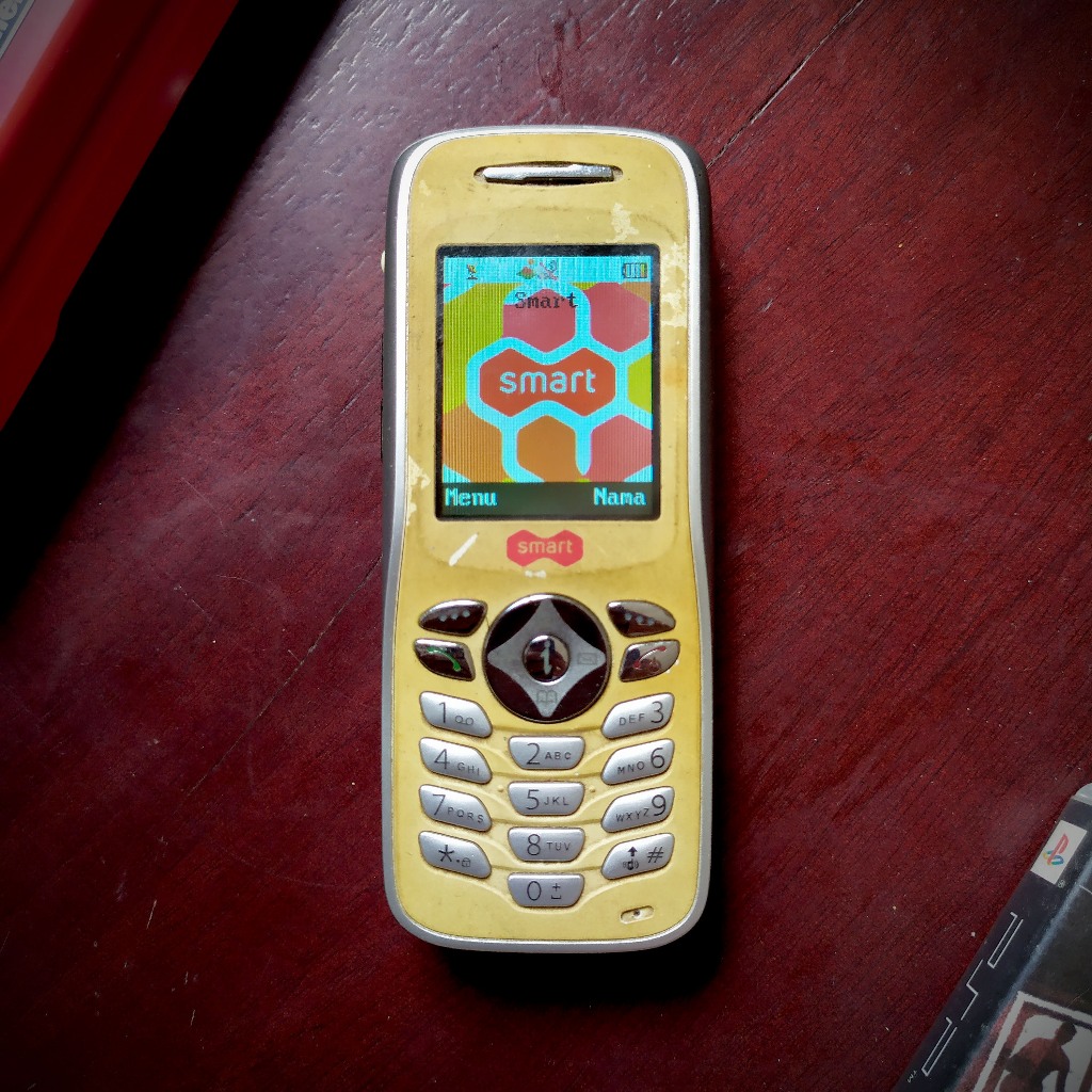 Smart Smartfren Haier D1200P | HP CDMA | Nyala | Kolpri Bekas Minus