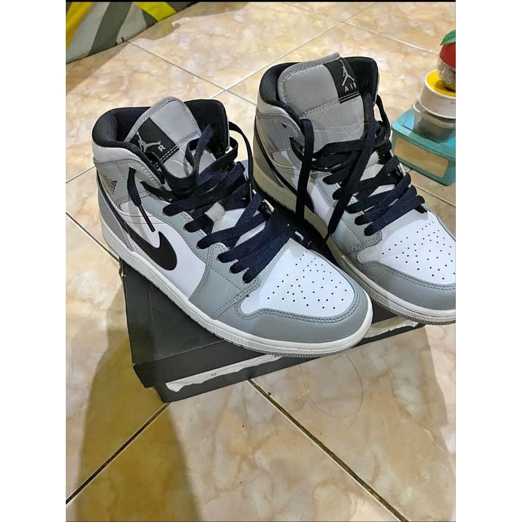 Sepatu nike air jordan 1 grey smoke original 100%