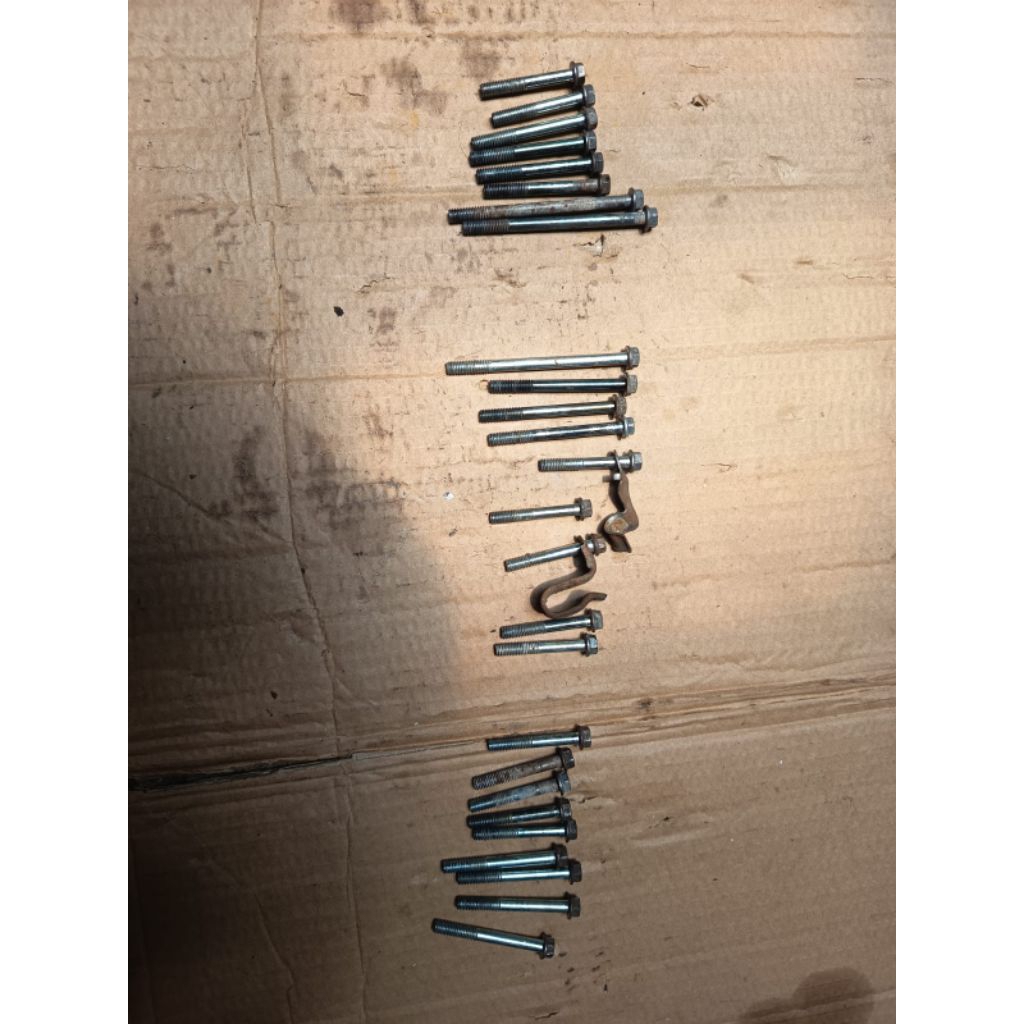 Baut mesin set vega r new/Jupiter z burhan ori copotan (26 biji)