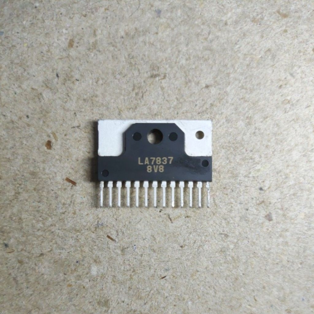 IC LA 7837 ORI