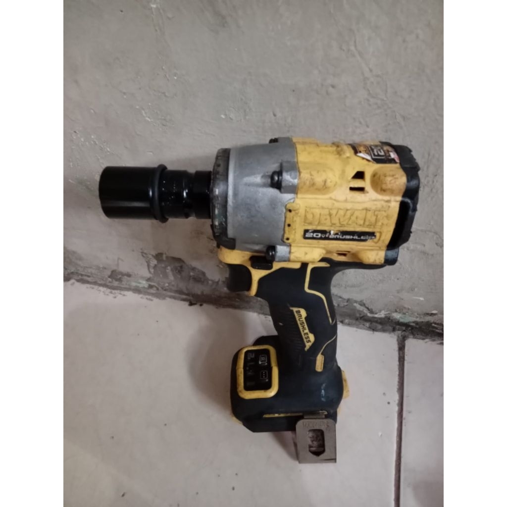 dewalt dcf 922 impact wrench