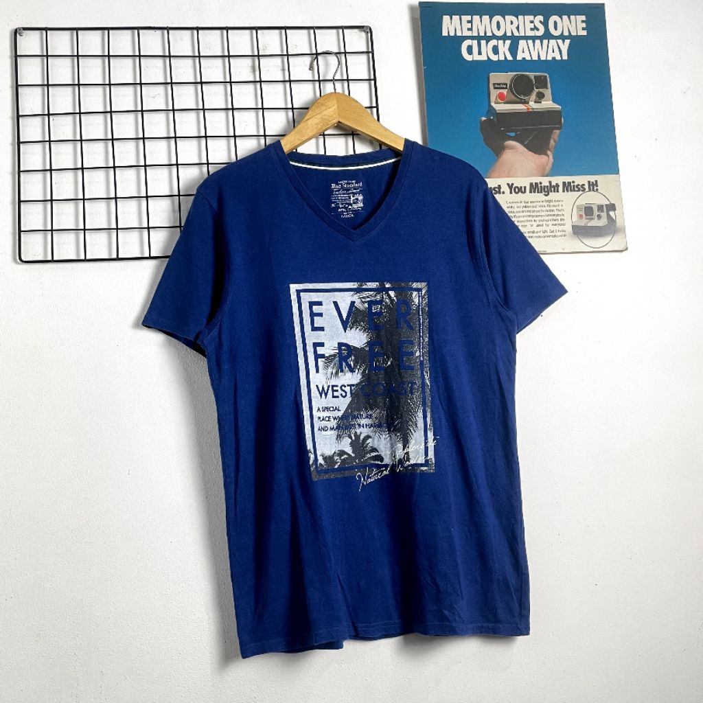 KAOS BLUR STANDARD SIZE (S-M) SECOND ORIGINAL, KAOS V NECK, KAOS MOTIF, KAOS PRIA, KAOS WANITA