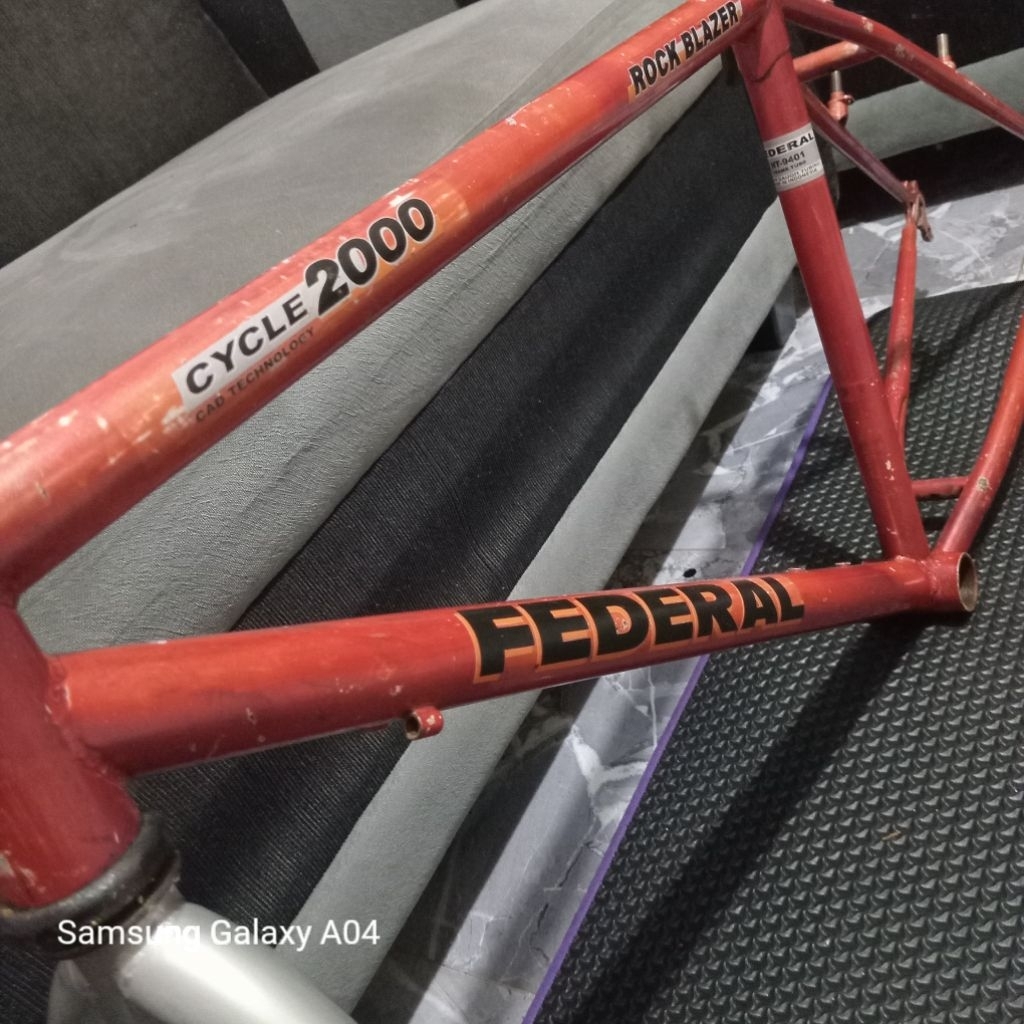 FRAME FEDERAL FREE PENGECATAN DAN DECAL SIZE 20 RODA 26