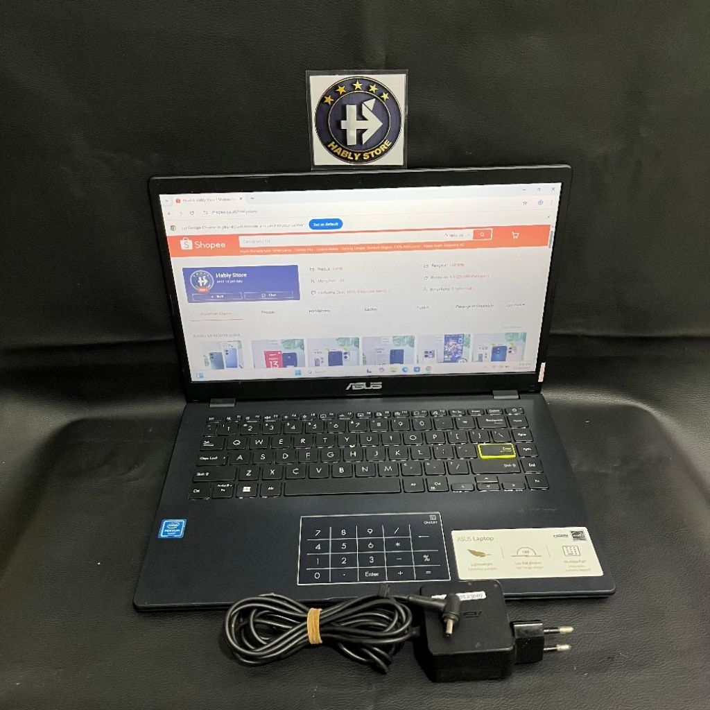 LAPTOP ASUS VIVOBOOK E410MAB-L410MA PENTIUM SILVER N5030 4GB SSD 128GB 14INCH SECOND BERGARANSI