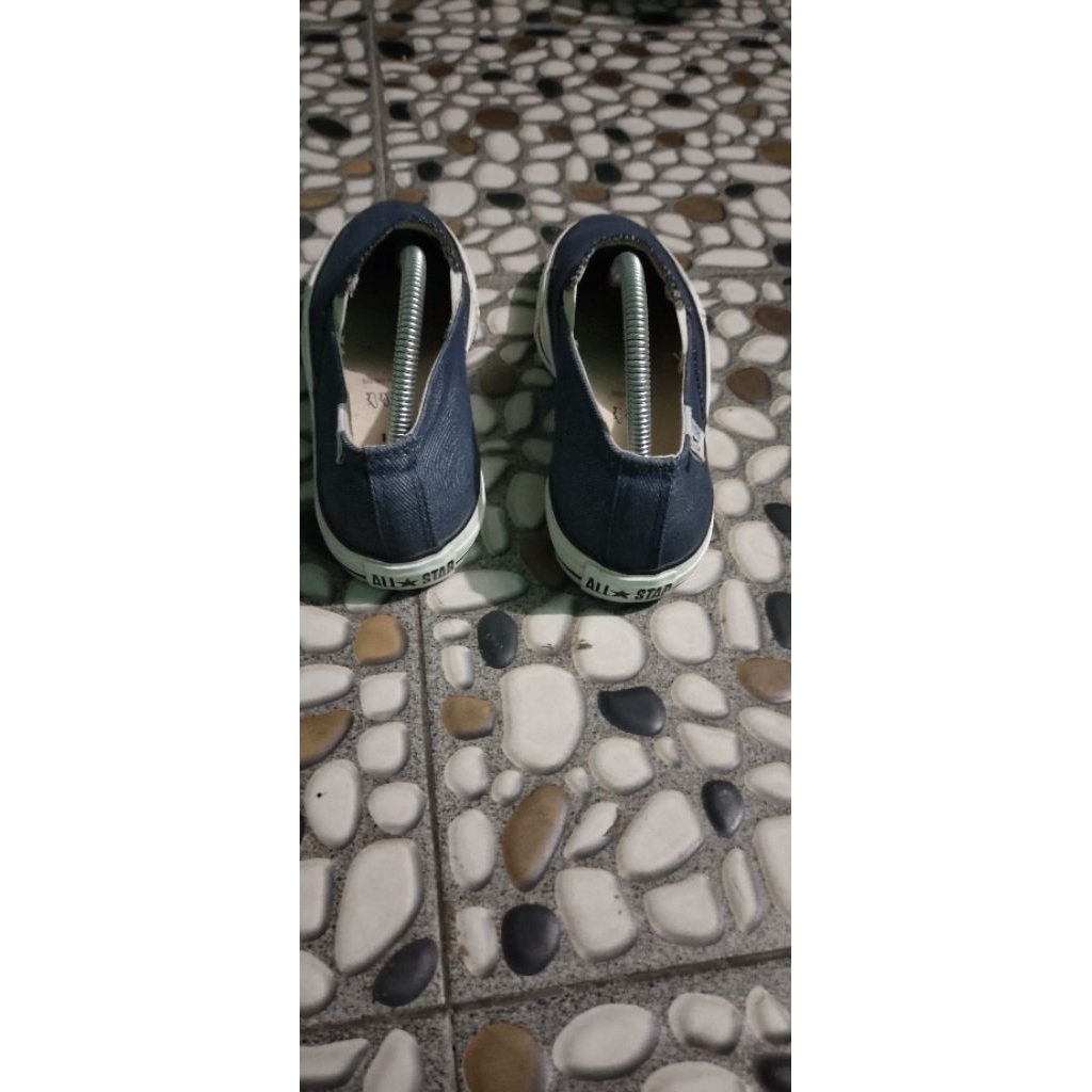 Sepatu Slip On converse denim