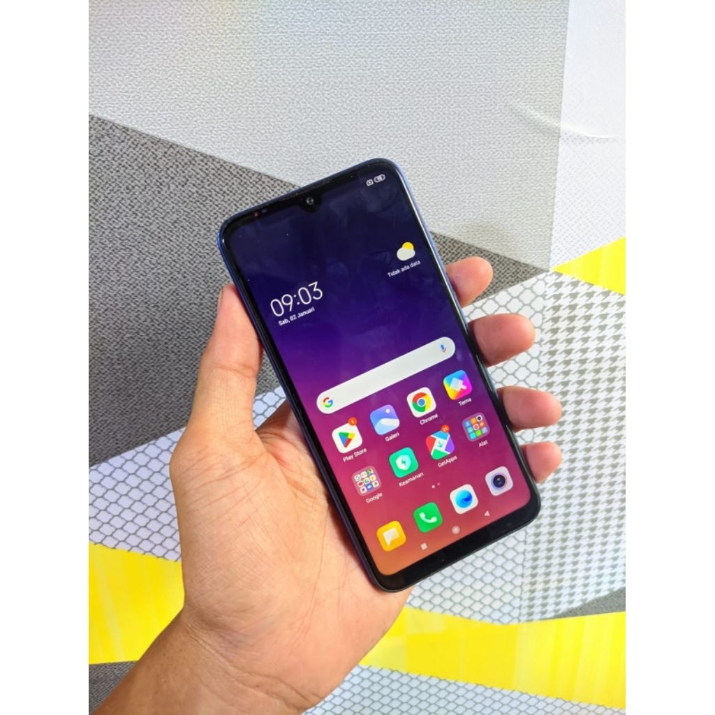 XIOMI MI PLAY RAM 4GB/64GB SECOND RESMI BERGARANSI DAN BISA RETUR YA