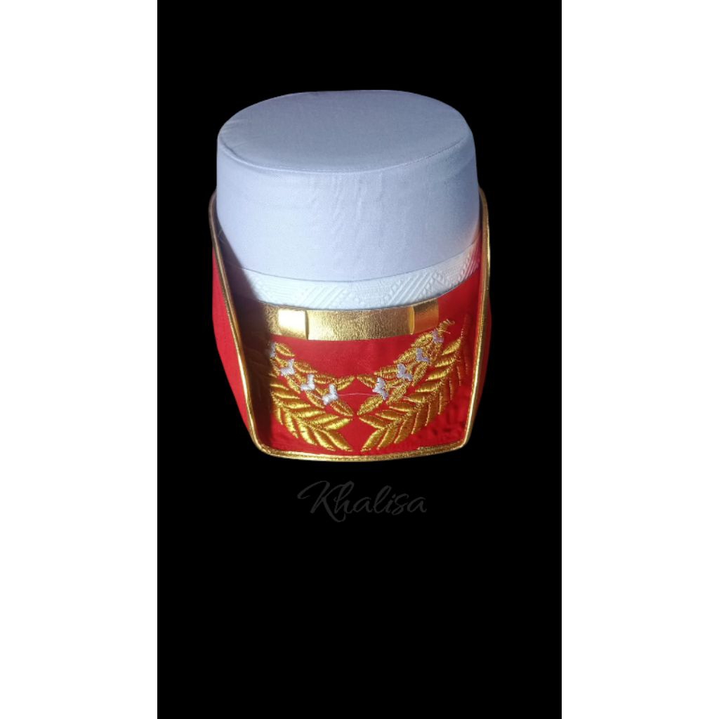 topi kowad putih merah