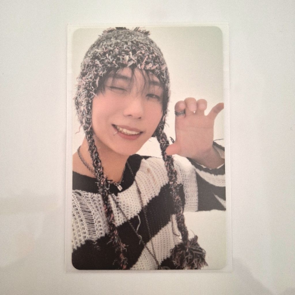 [BOOKED] Xdinary Heroes Gunil Official Photocard Xdinary Monsters Plush POB Xdiz XH PC