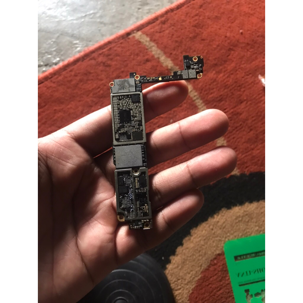 mesin iPhone 7 matot galau