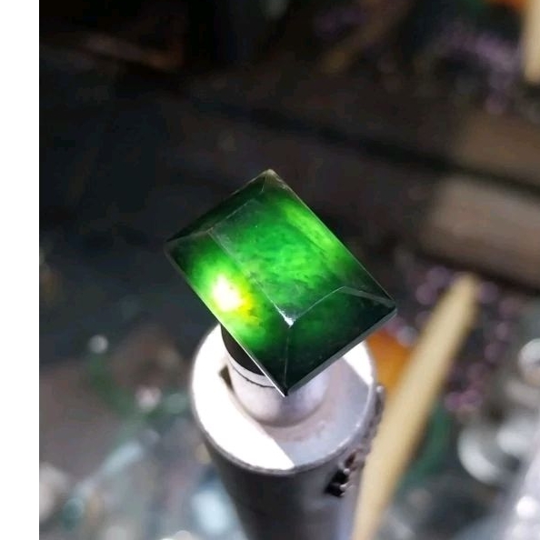 GIOK JADEITE JADE/BURMA CINCIN DAN BAHAN