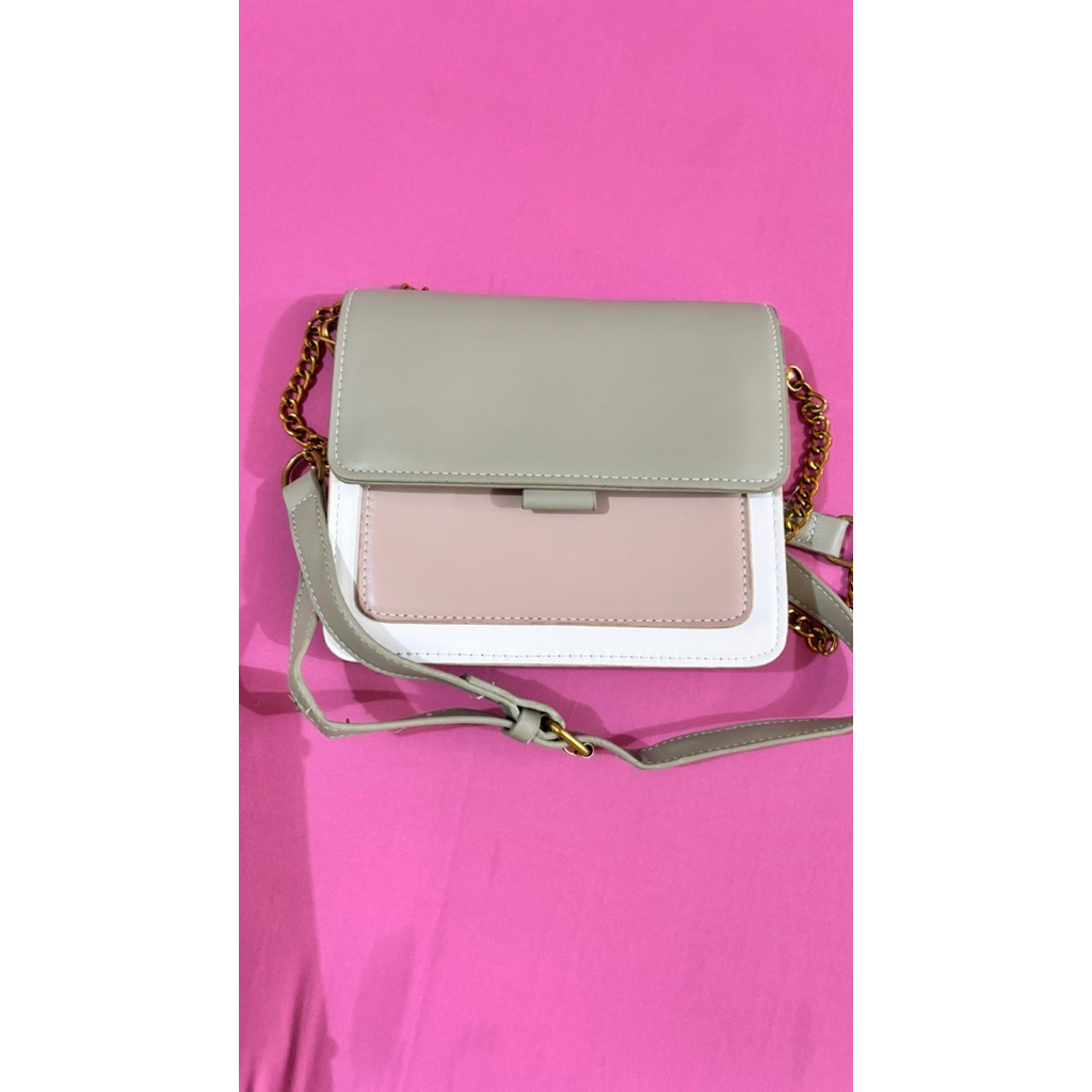 PRELOVED TAS SELEMPANG MINI BAG SLING BAG