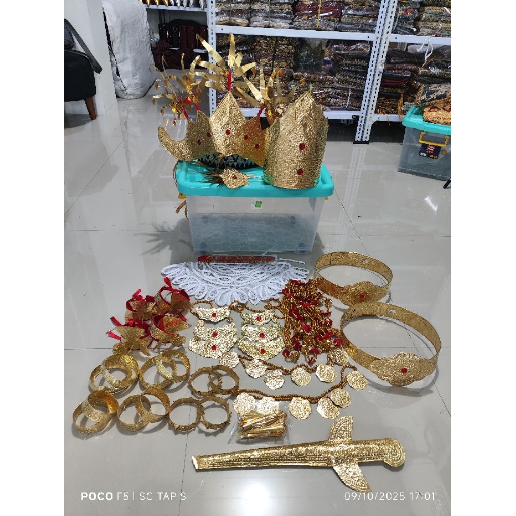 Siger mahkota adat lampung pesisir krui kalianda satu set lengkap