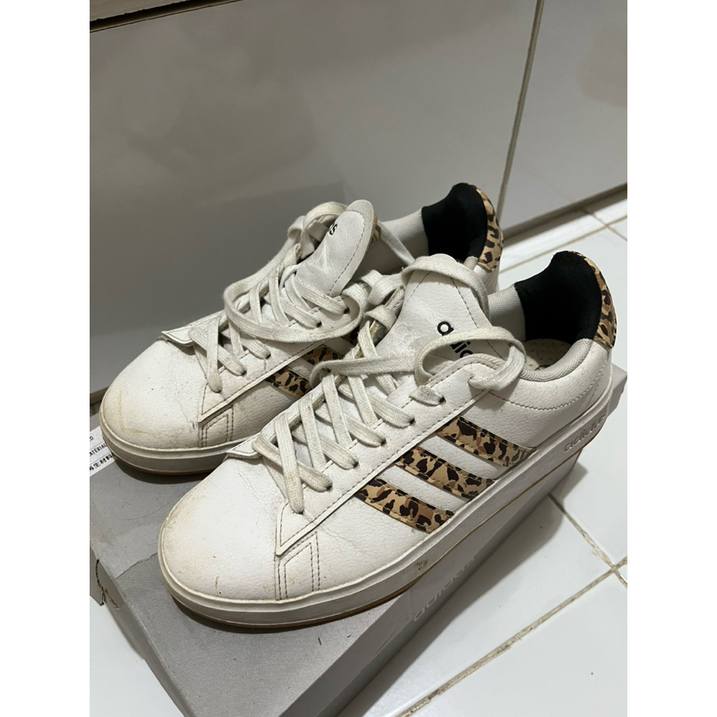 SEPATU AD*D*S GRAND COURT 2.0