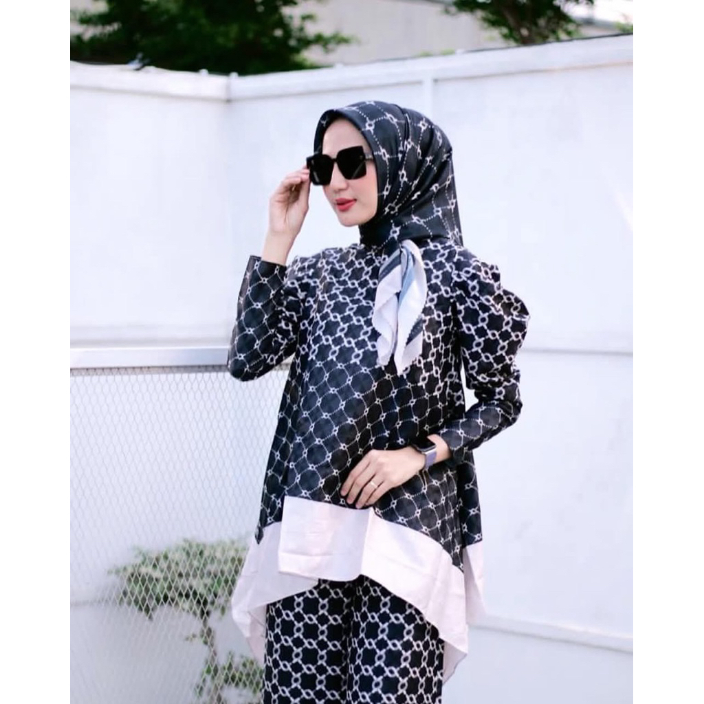 new WK calya blouse sable (hitam)