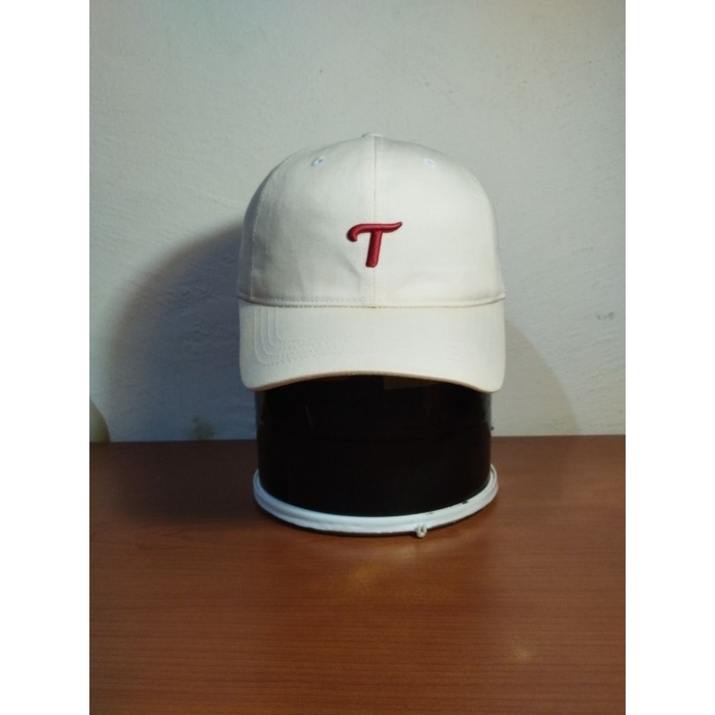 Topi Twins x Classic Yupoong