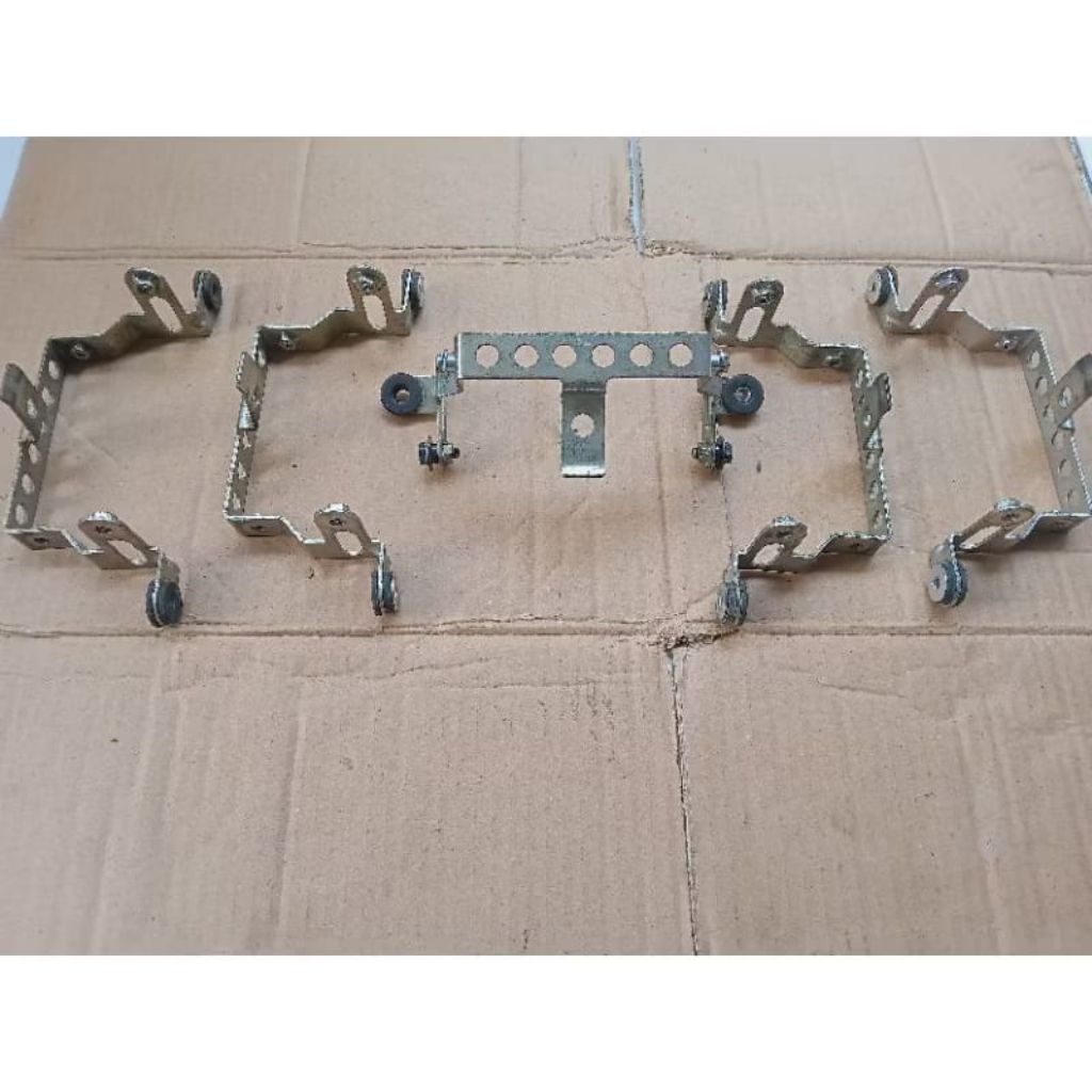 Braket Tangki YAMAHA R15V3 Original Copotan
