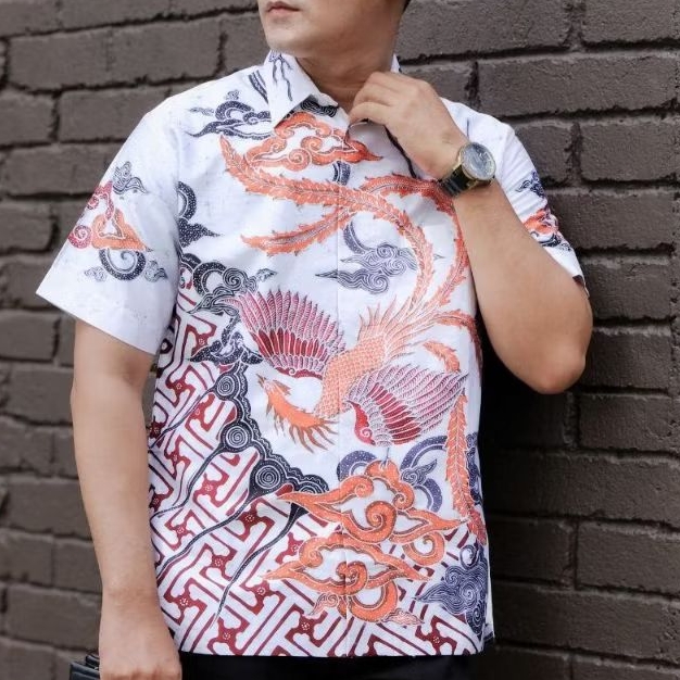kemeja batik pria lengan pendek dalam lapis puring batik putih katun satin
