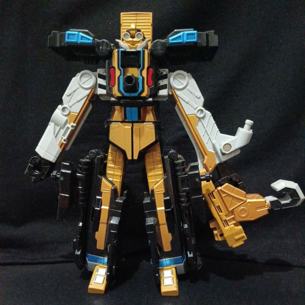 DX Power rangers beast morphers go busters silver gold zord