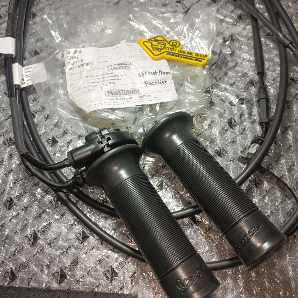 Kabel Gas Set + Slongsong gas Vespa Matic Sprint Primavera Facelift Original