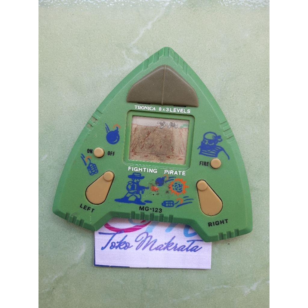 game watch gembot gimbot FIGHTING PIRATE jadul lawas lama langka mati off untuk pajangan