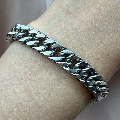 Gelang rantai sisik naga warna silver | Titanium