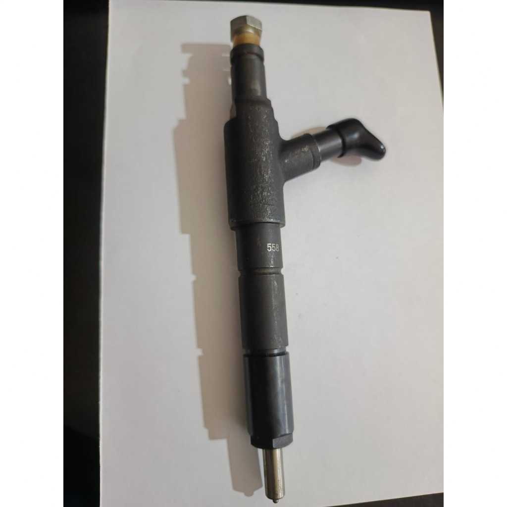 NOZZLE ASSY NKR71 NKR 71 NOZZLE INJECTOR INJEKTOR ISUZU NKR71