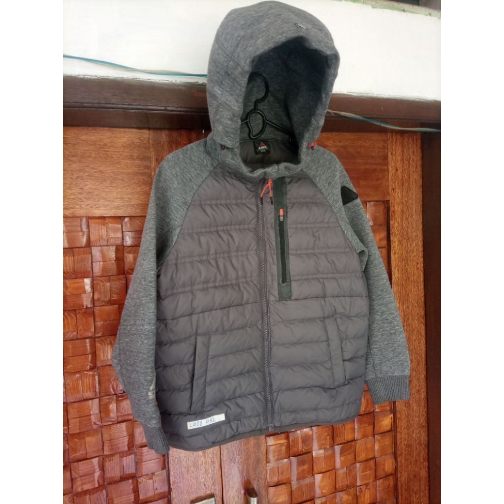 Jaket outdoor AWK bulu angsa, jaket Bulang gropcore jaket outdoor anak preloved