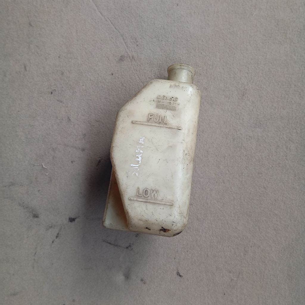 Tabung air radiator reservoir toyota soluna