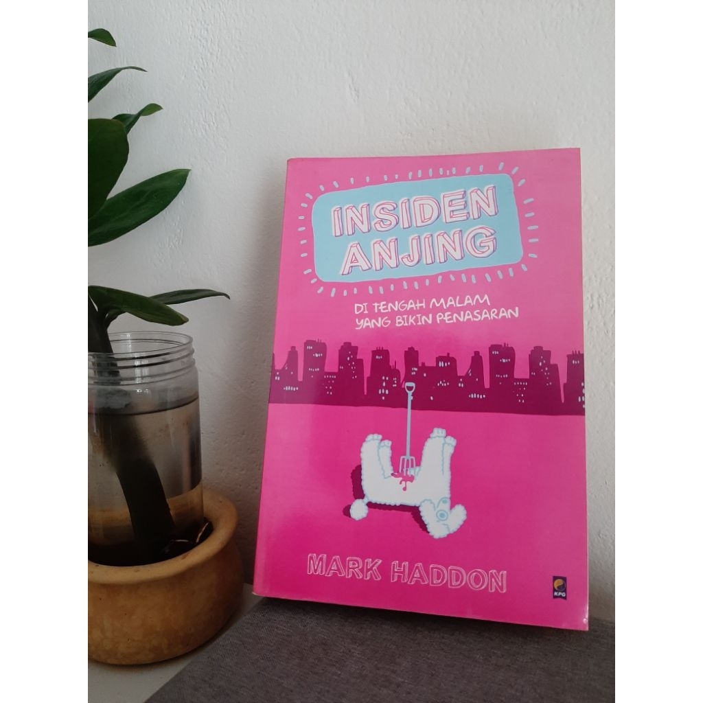 Buku Insiden Anjing di Tengah Malam yang Bikin Penasaran