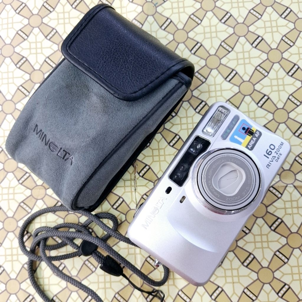 Kamera Analog Minolta Riva Zoom 160 Date