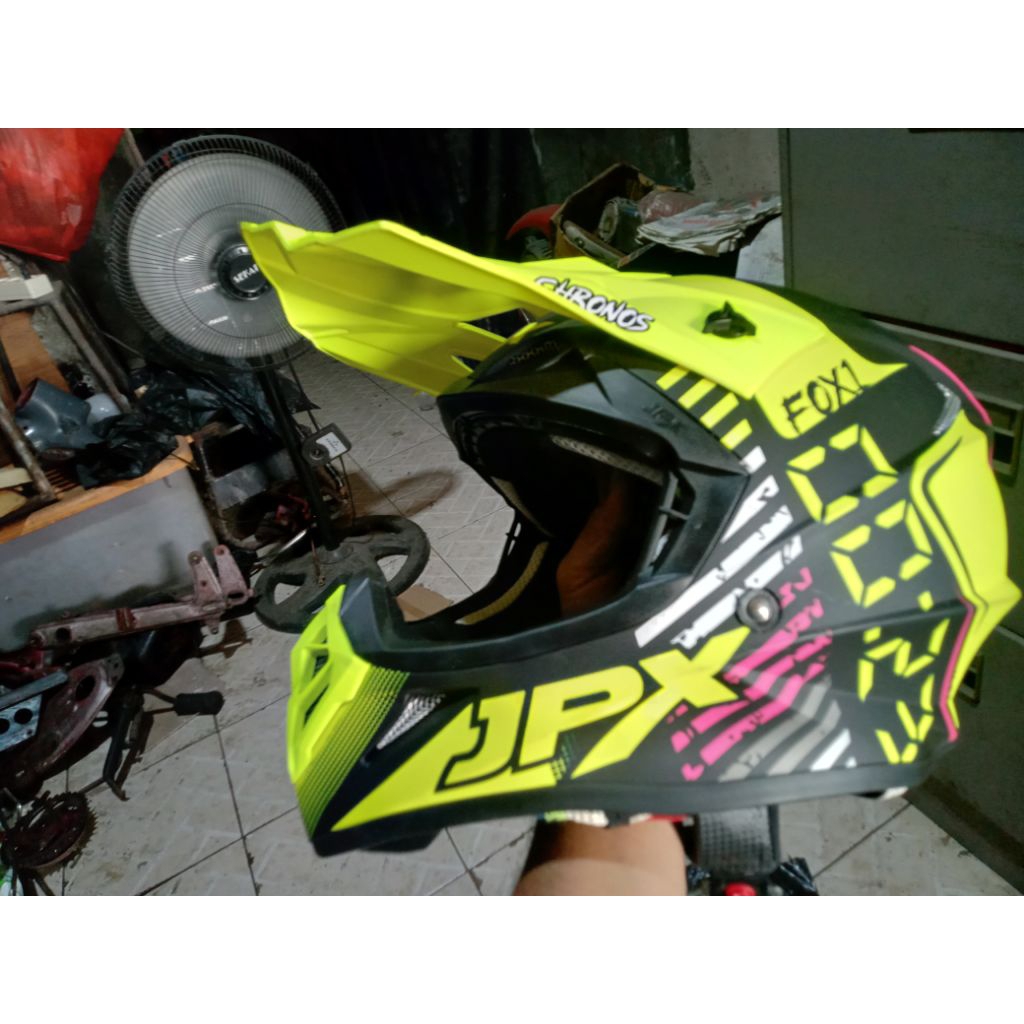 helm cross Jpx size xl kuning stabilo