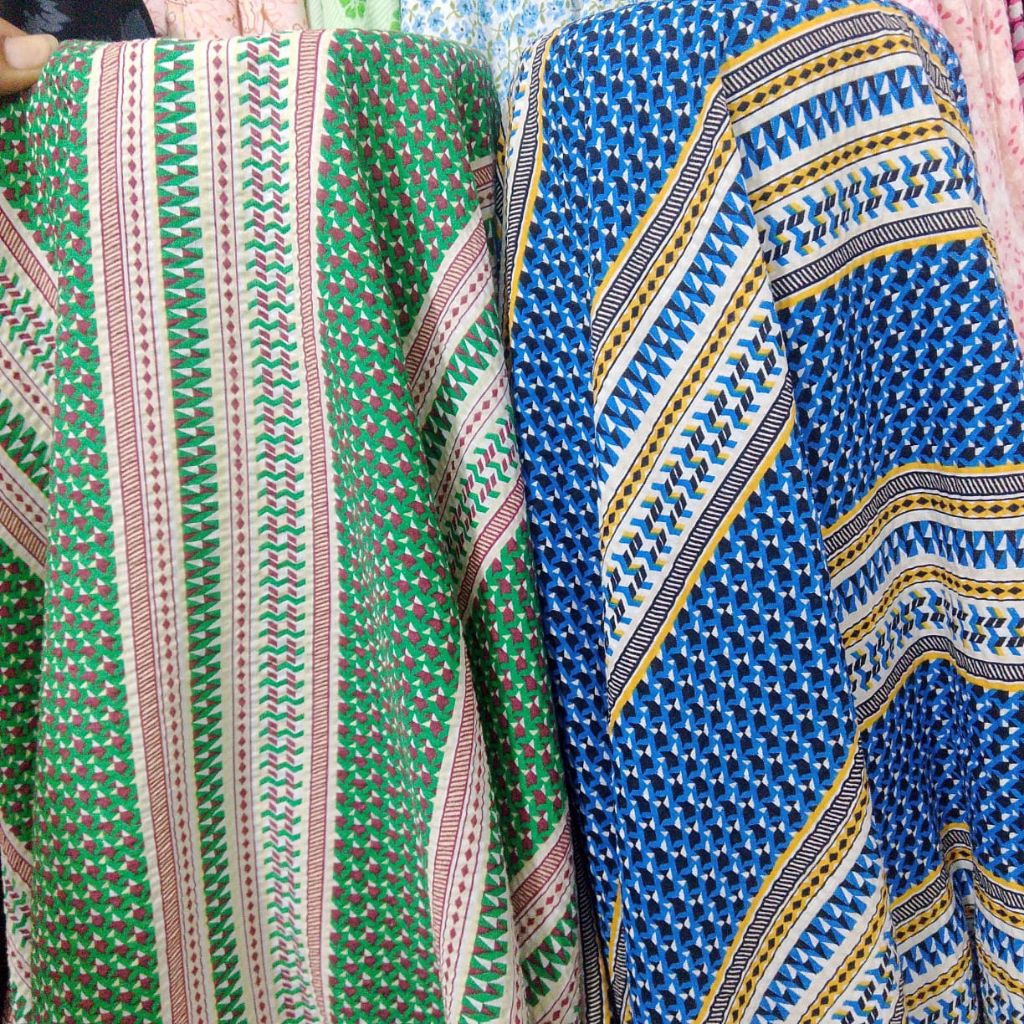 Kain Katun Crinkle Motif Geometris Salur Vertikal Warna Cerah Bahan Dress Blouse Premium (Harga Kain