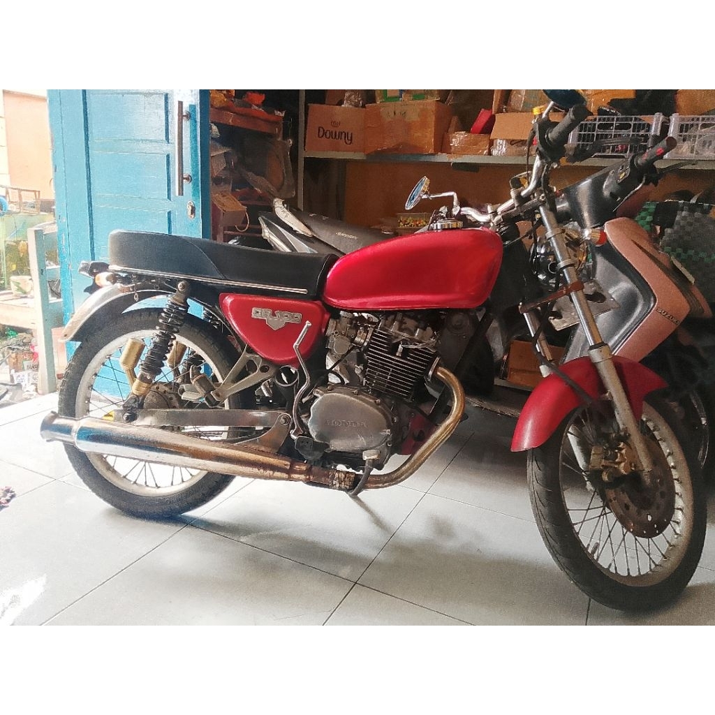 Honda cb 100 antik klasik ss lengkap motor bekas motor seken jadul